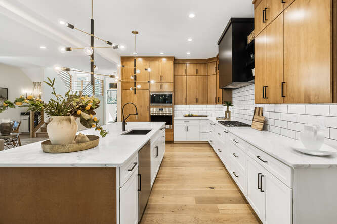 Cooking up Custom Trends in the Kitchen